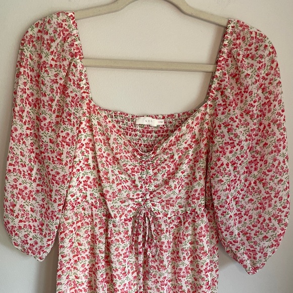 Lush Sweetheart Floral Print Smocked Mini Dress in Pink Size Small - Picture 2 of 5